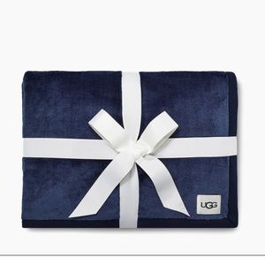 UGG Duffield Throw